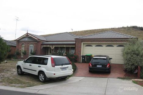 11 Wonga Pl, Gowanbrae, VIC 3043