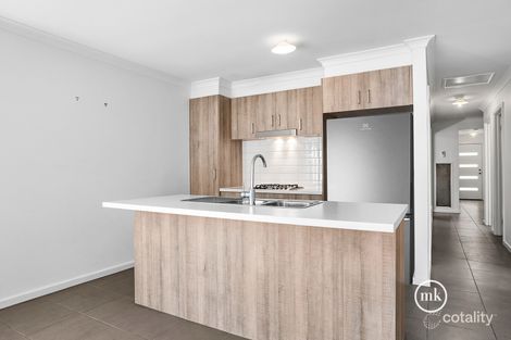 Property photo of 14 Wicybush Street Doreen VIC 3754