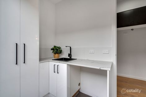 Property photo of 34 Bunting Crescent Kalkallo VIC 3064