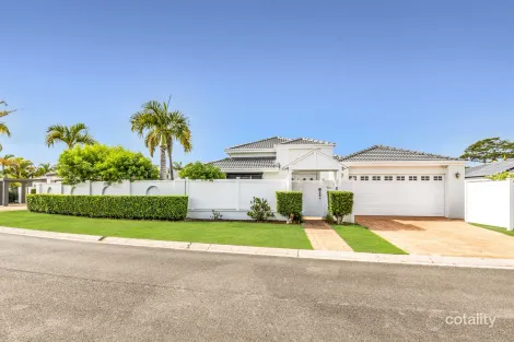 10 Ringtail St, Clear Island Waters, QLD 4226