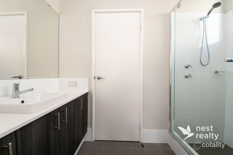 Property photo of 5 Needlewood Loop Wandi WA 6167