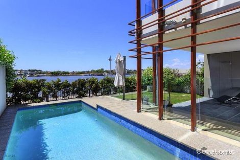 Property photo of 49 Macquarie Street Teneriffe QLD 4005