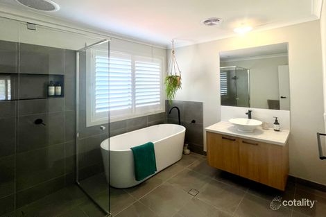 Property photo of 2 Snead Place Thurgoona NSW 2640