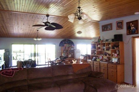 Property photo of 303 Preston Road Adelaide Park QLD 4703