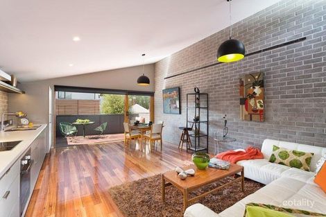 16 Little Smith St, Kensington, VIC 3031