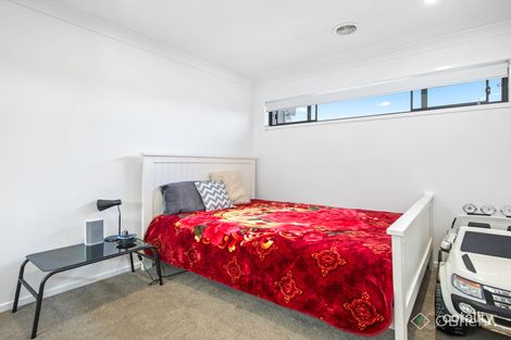 14 Fragrance Tce, Manor Lakes, VIC 3024