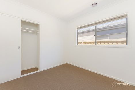Property photo of 29 Bloom Avenue Greenvale VIC 3059