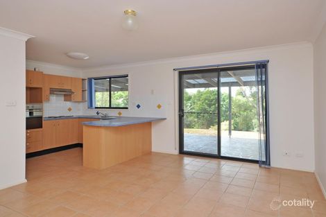 Property photo of 3 Squadron Crescent Rutherford NSW 2320