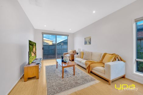 Property photo of 6 Pickerel Avenue Clyde North VIC 3978