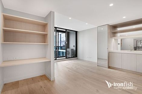 2402/105 Batman St, West Melbourne, VIC 3003