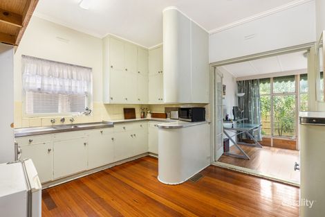 Property photo of 27 Narrak Road Balwyn VIC 3103