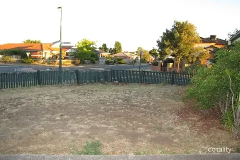 Property photo of 9 Stainsby Crescent Roxburgh Park VIC 3064