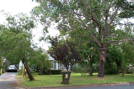 Property photo of 9 Athlone Road Floreat WA 6014