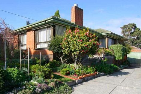 Property photo of 32 Ian Grove Mount Waverley VIC 3149