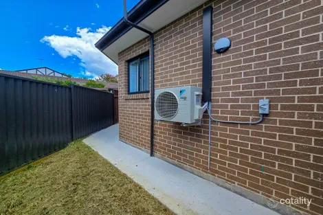 Property photo of 1A Nigel Place Macquarie Fields NSW 2564