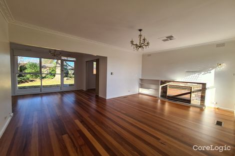 Property photo of 32 Leicester Avenue Glen Waverley VIC 3150