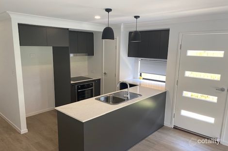 Property photo of 2/67 Mackellar Way Walloon QLD 4306