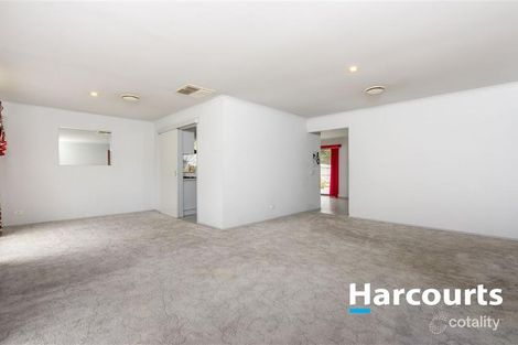 Property photo of 11 Chiswick Court Hampton Park VIC 3976