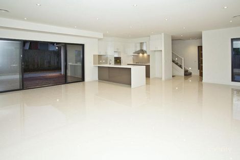 Property photo of 2/23 Willow Avenue Glen Waverley VIC 3150