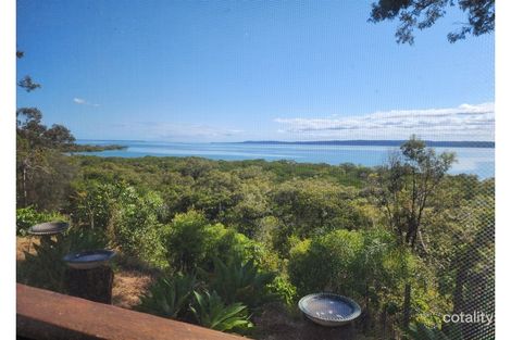 38 Blue Waters Cres, Macleay Island, QLD 4184