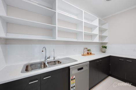 Property photo of 31 St Georges Way Blakeview SA 5114