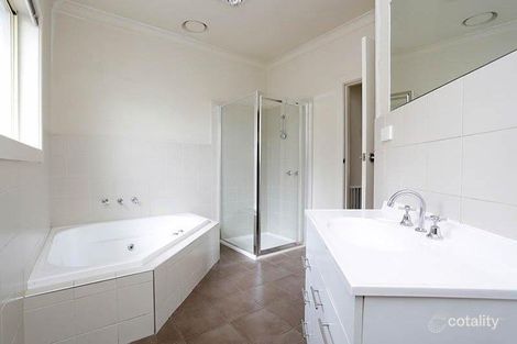 Property photo of 90 McLaughlin Street Ardeer VIC 3022