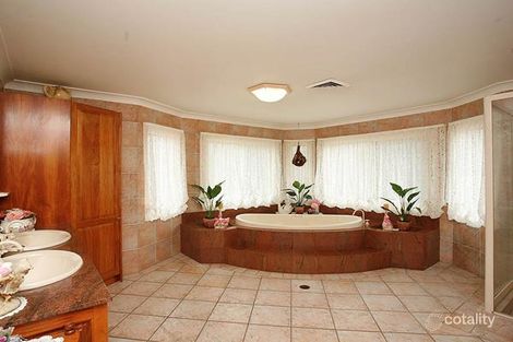 Property photo of 47 Niland Way Casula NSW 2170
