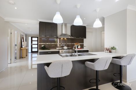 Property photo of 15 Bloom Avenue Greenvale VIC 3059