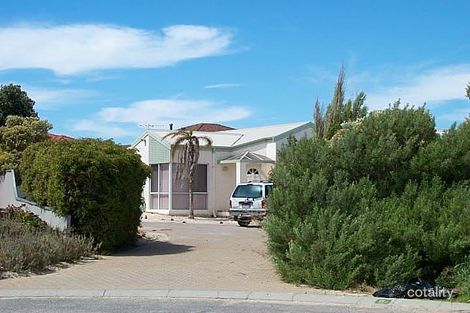 Property photo of 8A Williams Place Ocean Reef WA 6027