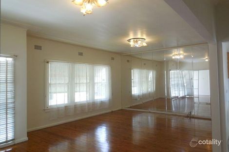 Property photo of 28 Carabeen Street Cabramatta NSW 2166