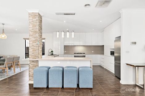 Property photo of 76 Lakeside Drive Roxburgh Park VIC 3064