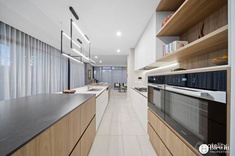 Property photo of 8 Birdwood Street Hughes ACT 2605