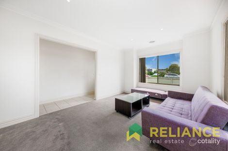 Property photo of 1/24 Riverside Avenue Werribee VIC 3030