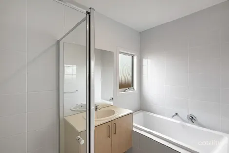 Property photo of 826 Eynesbury Road Eynesbury VIC 3338