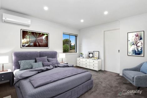 Property photo of 4 Melina Court Endeavour Hills VIC 3802