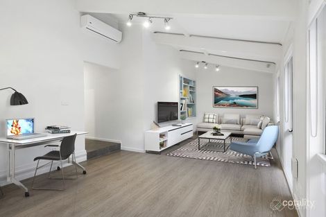 Property photo of 4 Melina Court Endeavour Hills VIC 3802