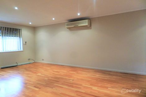 Property photo of 3 Melville Close Hinchinbrook NSW 2168