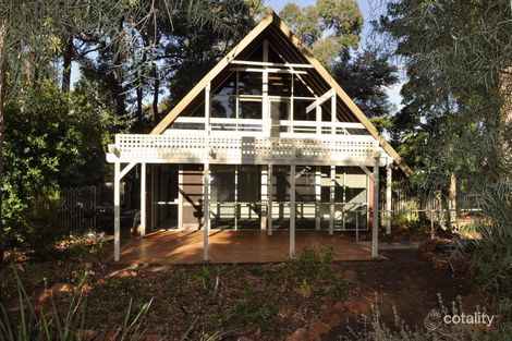 Property photo of 3 Taree Place Roleystone WA 6111