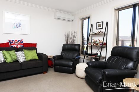 Property photo of 1/20 Fetlock Drive Truganina VIC 3029