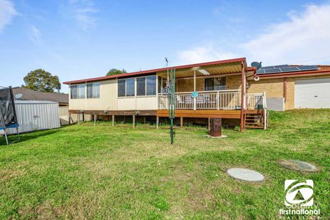 Property photo of 2 Pinewood Close Woongarrah NSW 2259