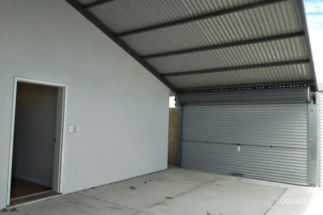 Property photo of 2 Pavo Close Rockingham WA 6168