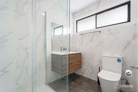 Property photo of 63 Kingsclere Avenue Keysborough VIC 3173