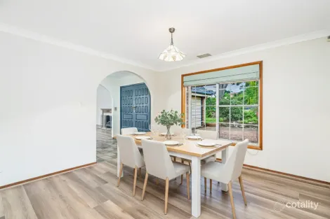 Property photo of 44 Silver Crescent Westleigh NSW 2120