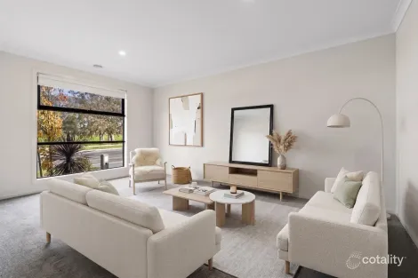 Property photo of 32 Whites Road Mount Duneed VIC 3217