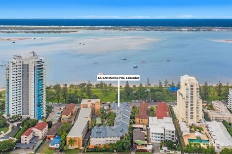 3a/220 Marine Pde, Labrador, QLD 4215