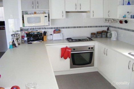 Property photo of 30 Broughton Avenue Tullimbar NSW 2527