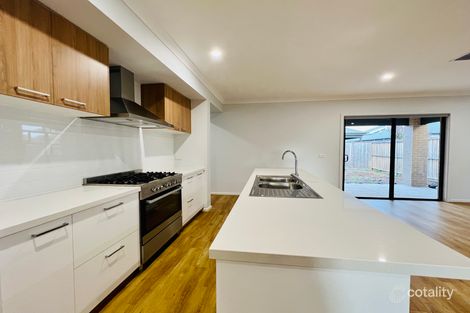 Property photo of 46 Callistemon Circuit Lara VIC 3212