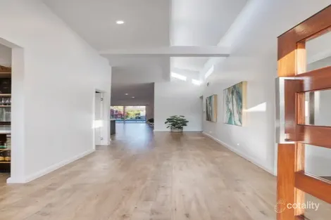 Property photo of 11 Welby Street Broadbeach Waters QLD 4218