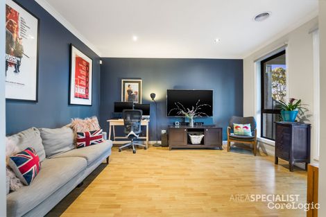 Property photo of 11 Hemsley Promenade Point Cook VIC 3030