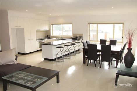 Property photo of 1/4 Glen Road Mitcham VIC 3132